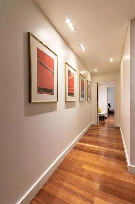 Chiado Deluxe Modern Feel 3 Bedroom Apartment Lisbon