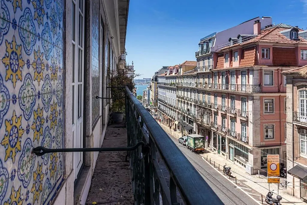 Chiado Deluxe Modern Feel 3 Bedroom Apartment Lisboa